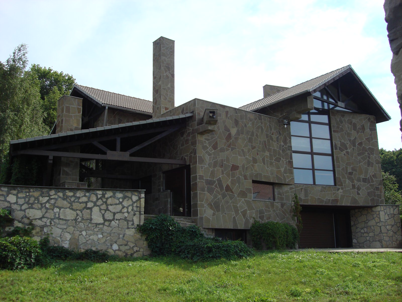 Жилой дом "КАПИНОС-ДОМ"