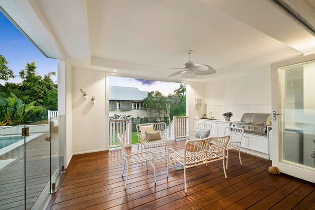 Classic Hamptons nyklassisk-terrasse