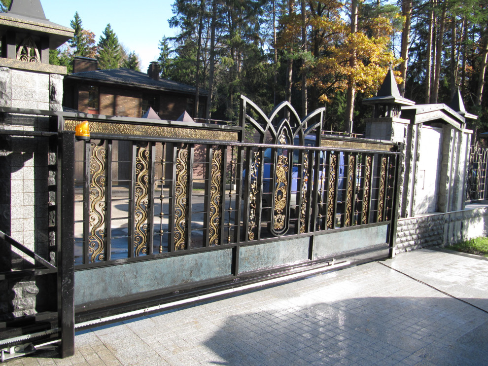 частный особняк  с. Троицкое