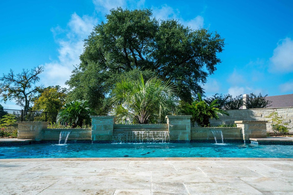 Example of a transitional pool design in Austin