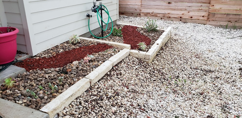 Inspiration for a transitional home design remodel in Austin