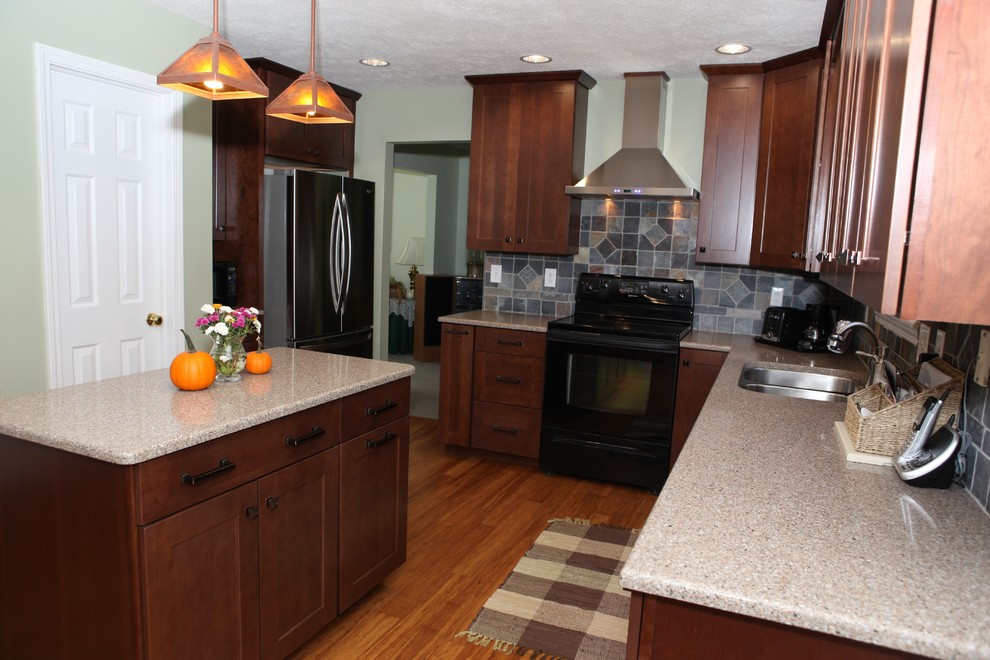 Kitchen - Traditional - Kitchen - Indianapolis - by Booher Remodeling