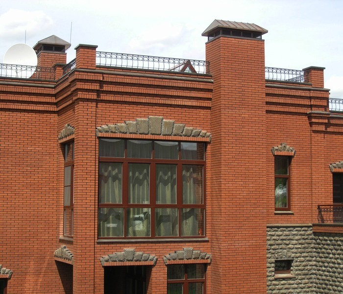 Частные дома из голицынского кирпича