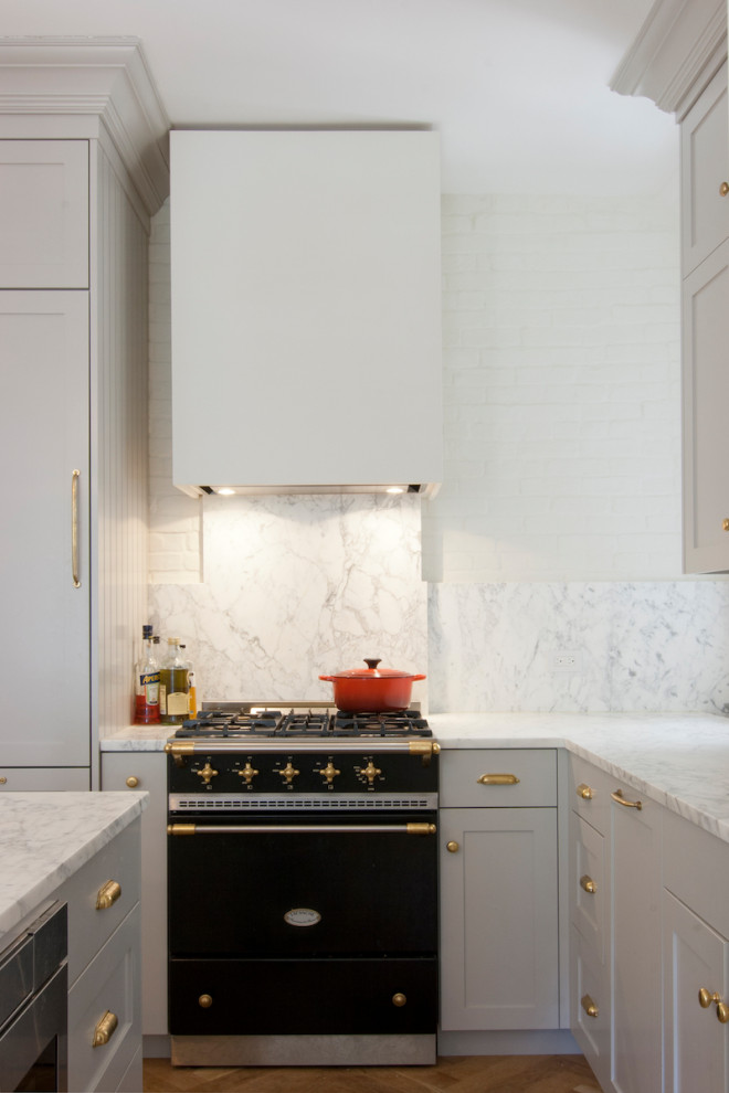 Transitional kitchen photo in New York