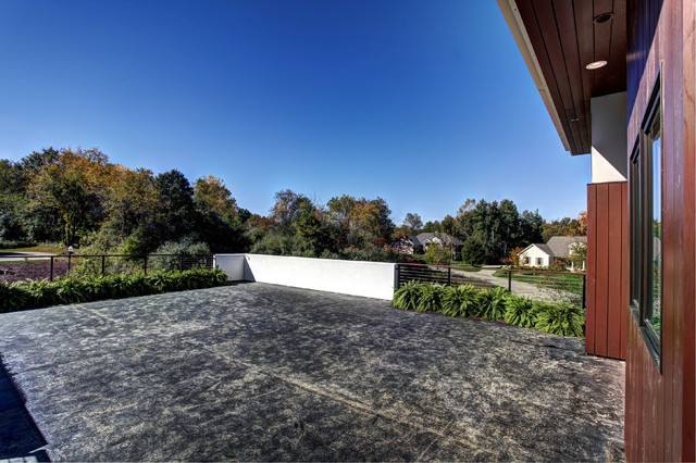 Stiles Creek contemporary-traedaeck