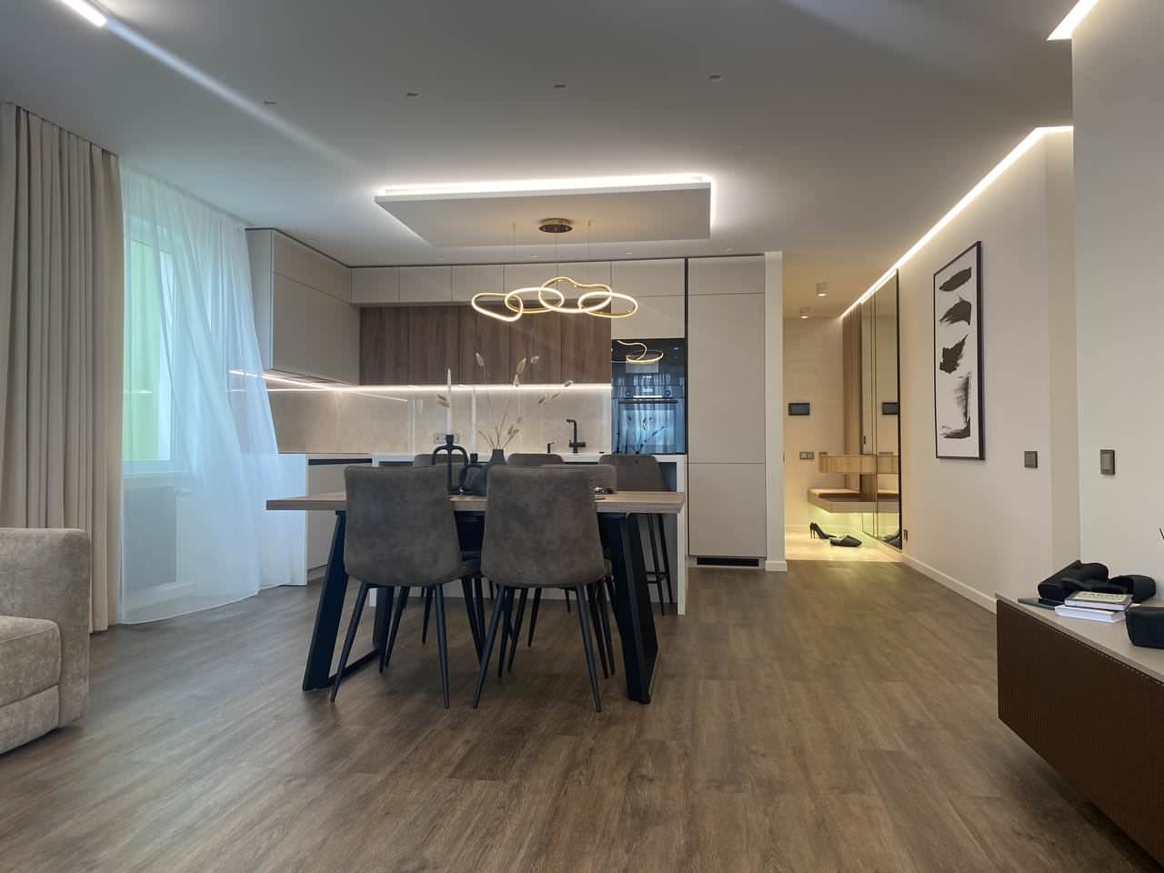 Проект трехкомнатной квартиры в Саратове. Реализация за 6 млн.