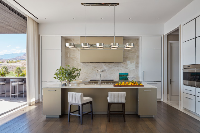 Kitchen Island transitional-kitchen