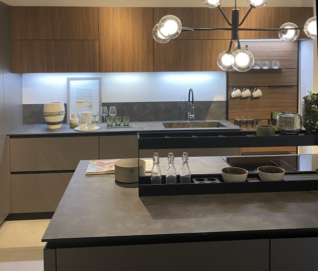 Dimora R modern-kitchen
