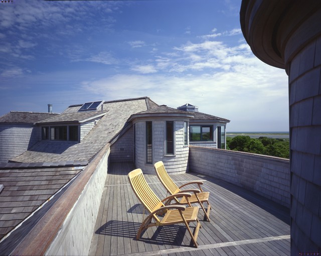 Chilmark Pond House contemporary-terrace