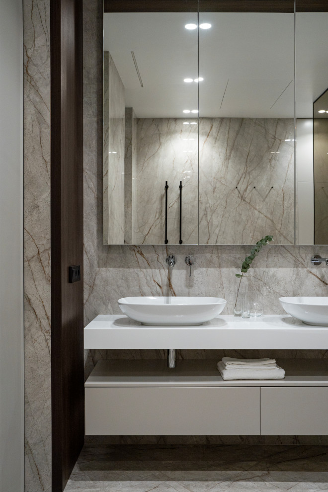 Дом на Мосфильмовской