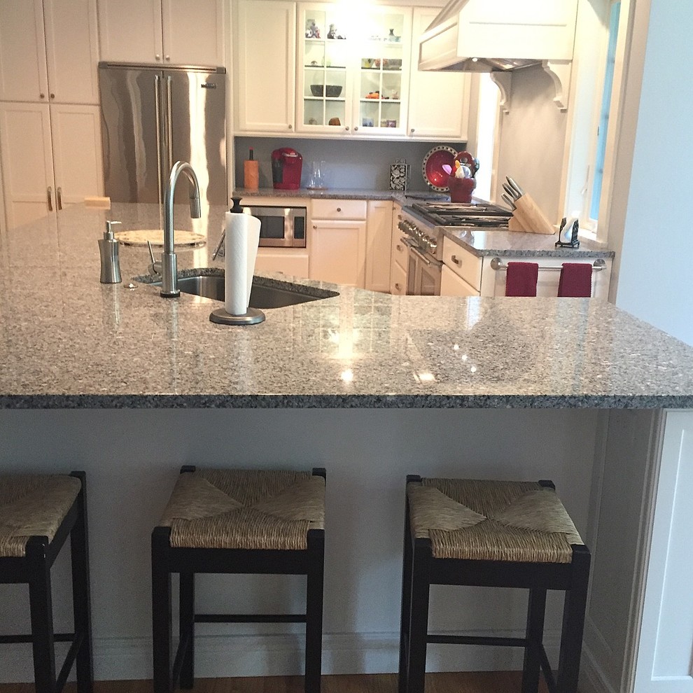 Transitional kitchen photo in Boston