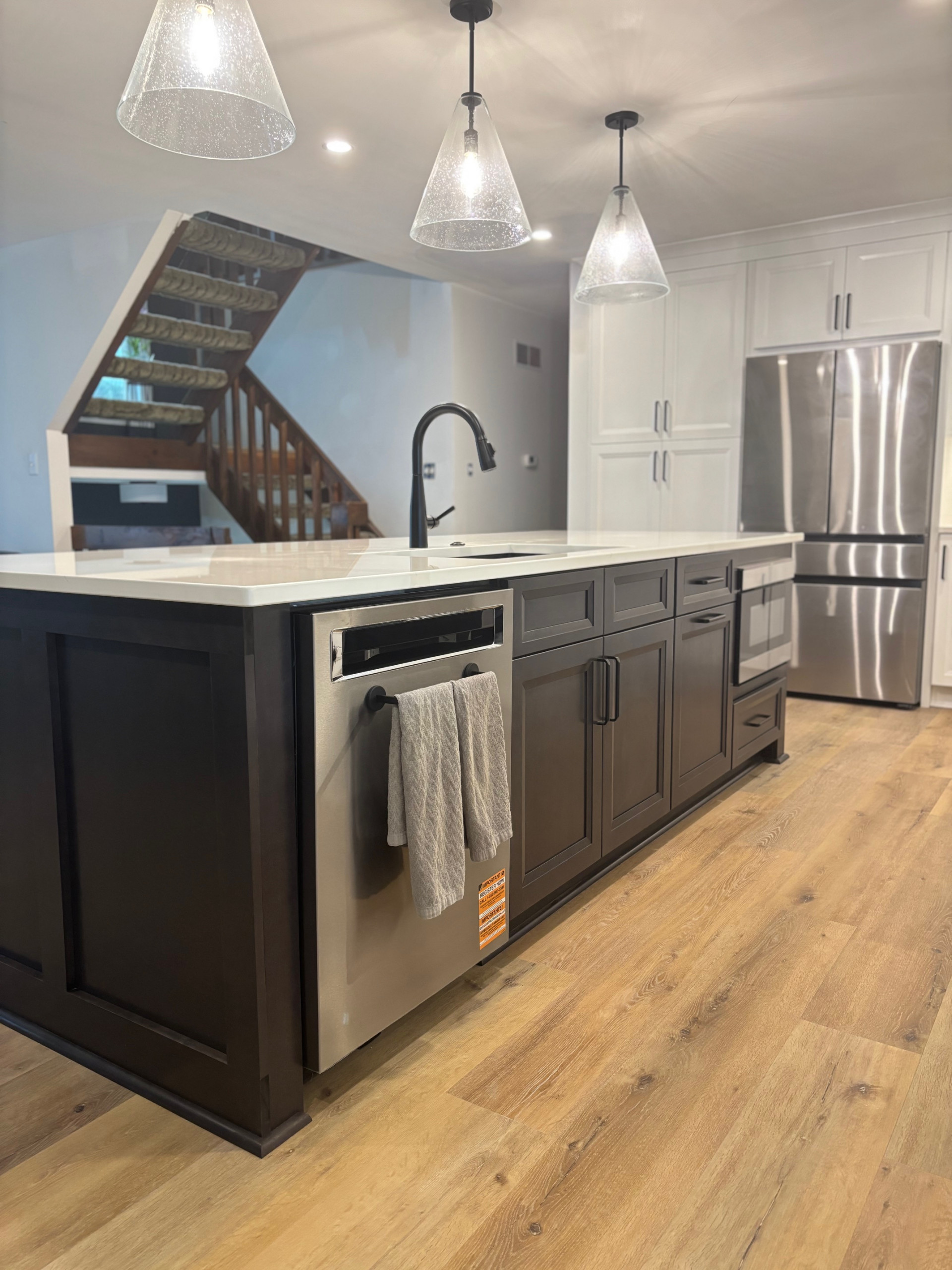 Kitchen with an Unexpected Pop!