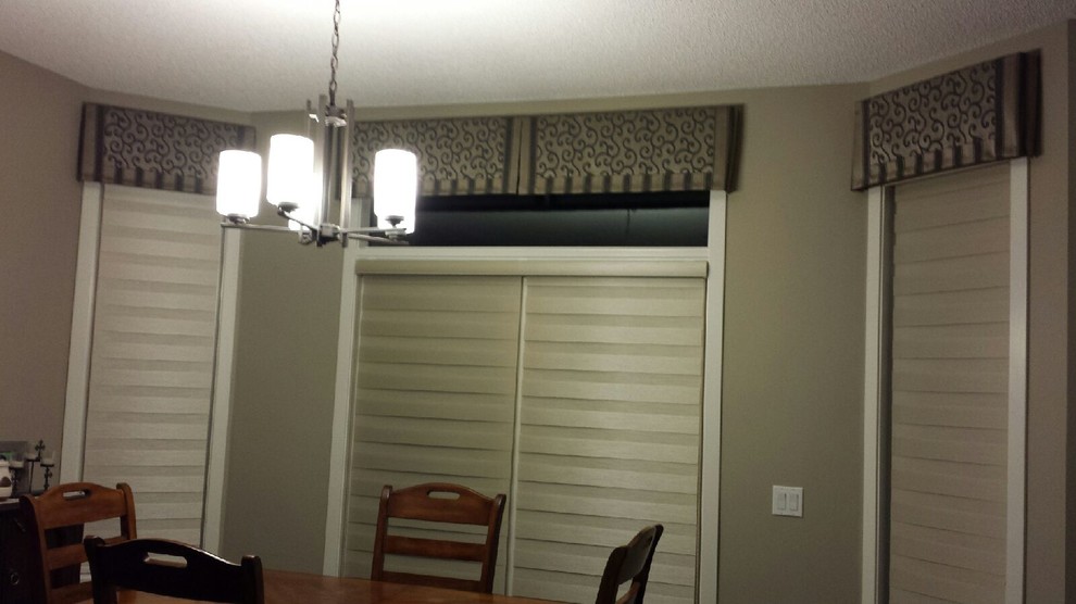 Inspiration for a transitional dining room remodel in Calgary
