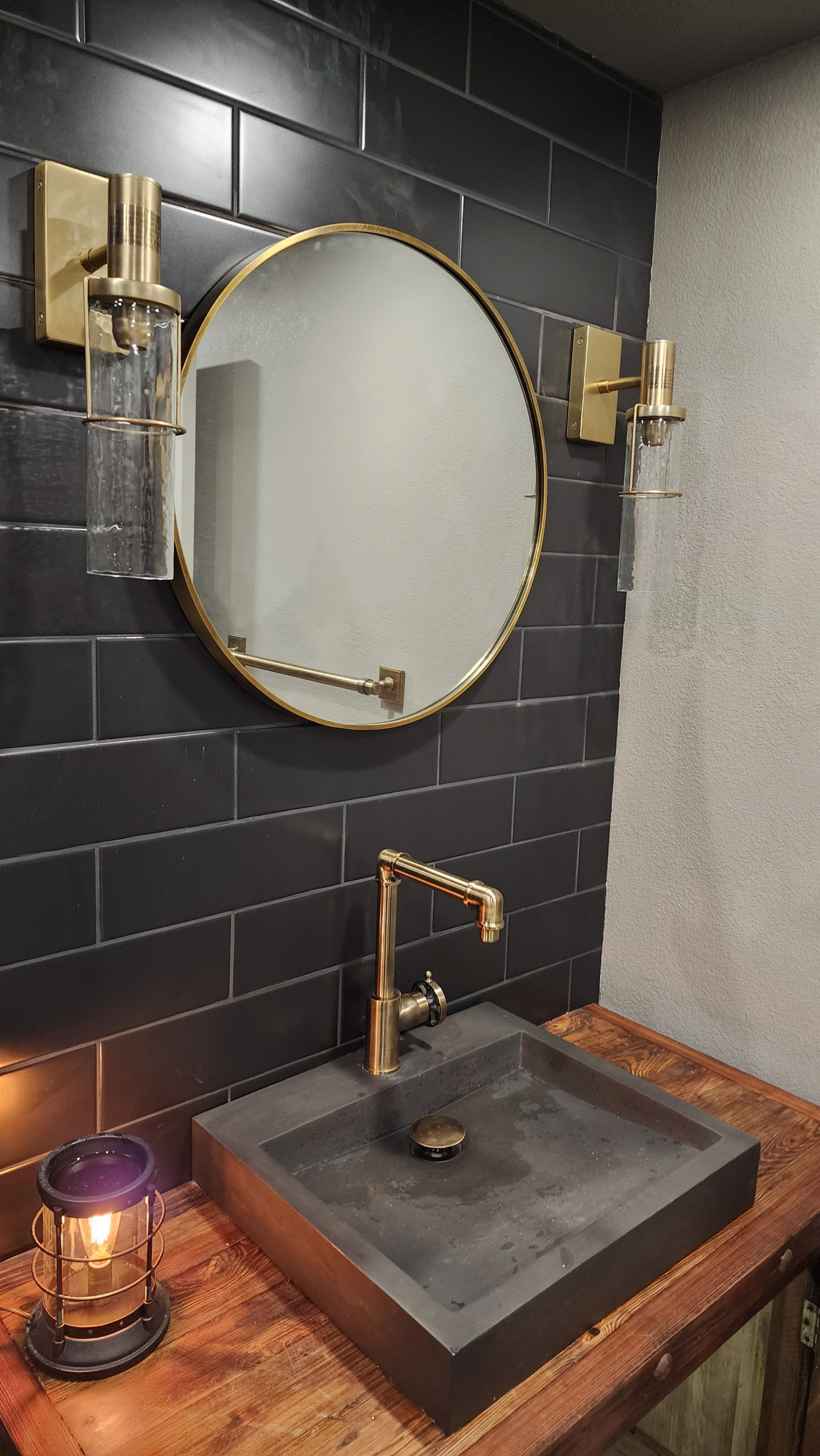 Basement Bathroom Black