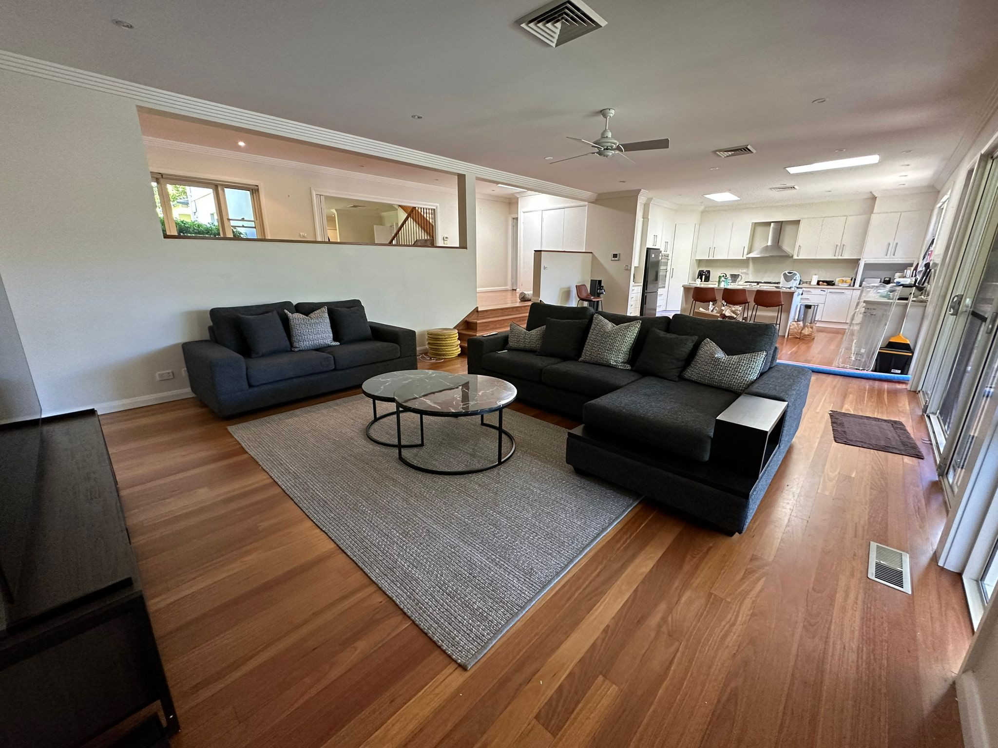 NEW COUNTRY AND NEW HOME FULL Source and stage all furniture and services
