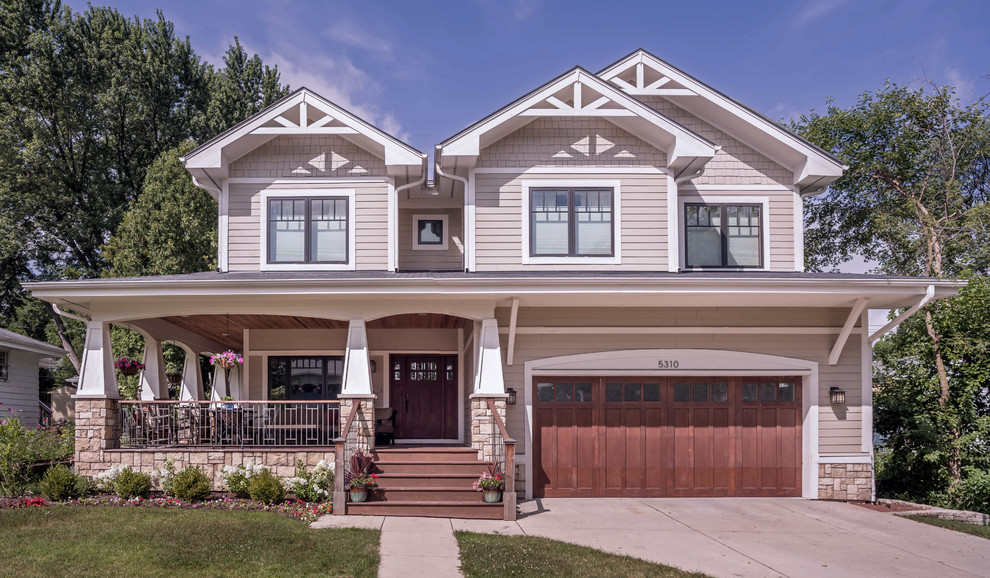 Captivating Craftsman