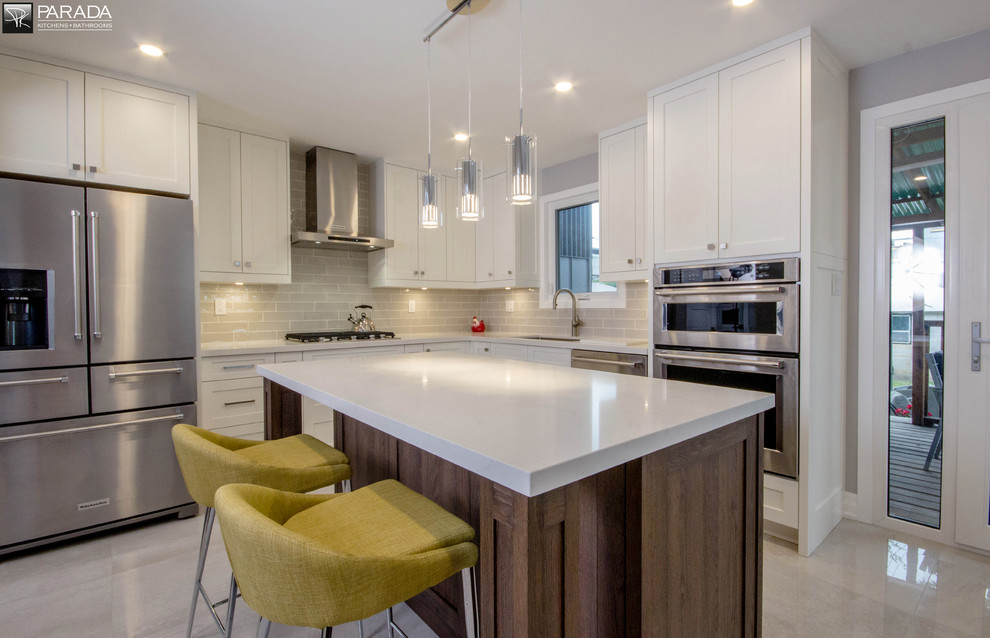 Inspiration for a transitional kitchen remodel in Toronto