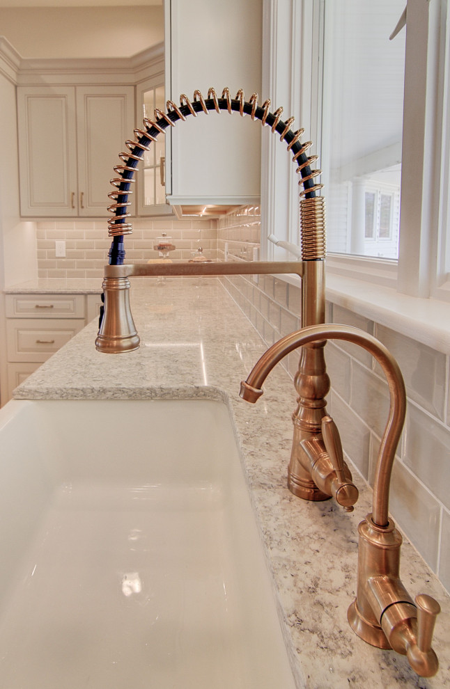 Example of a transitional home design design in New York