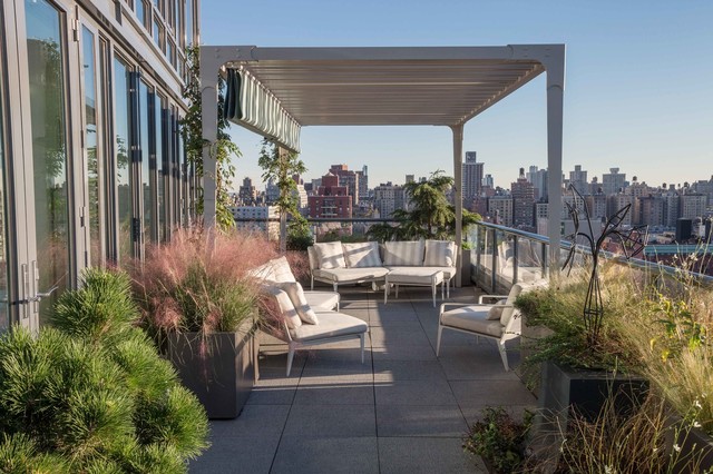 Terraces, Balconies, Roofgardens and… Rooftop Gardens: The Terraces, Conservatories, and Balconies