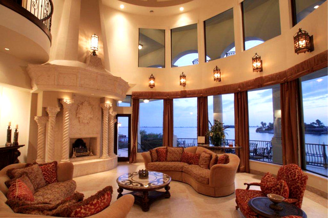 luxe palazzo living room