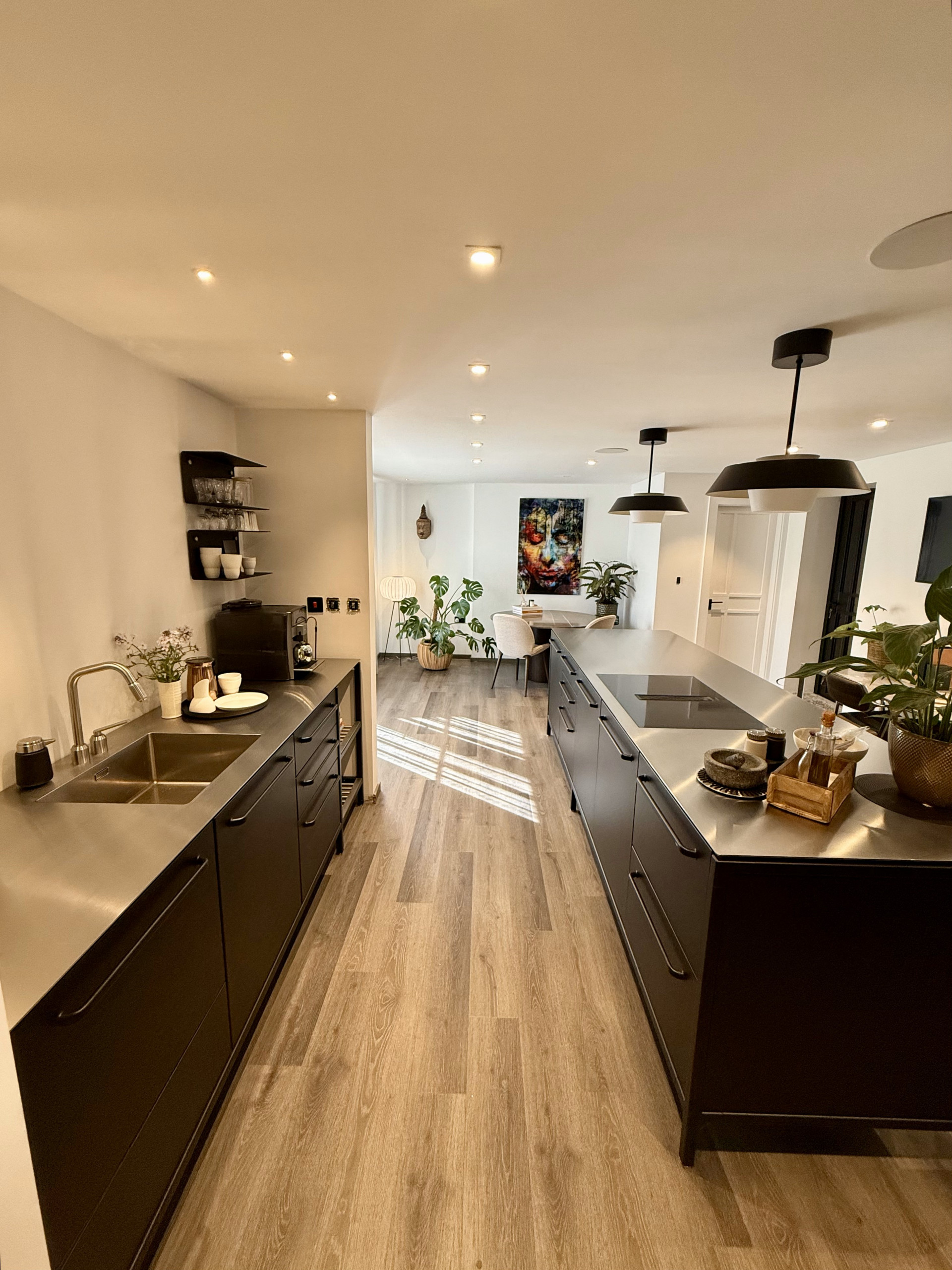 INTERIOR DESIGN STUDIO - VIPP LOUNGE - BEFORE & AFTER