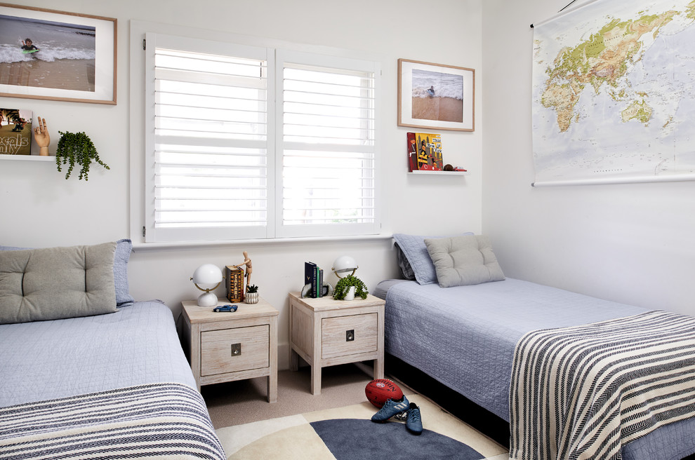 Transitional kids' bedroom in Sydney with grey walls, carpet and grey floor for boys.