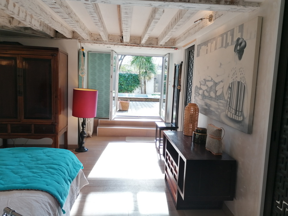 Chambre parentale avec salle de bain privée et dressing