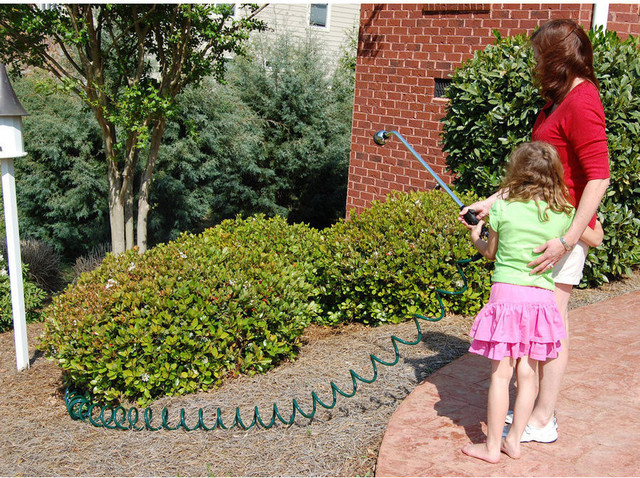 Inspiration for a traditional landscaping in Other.