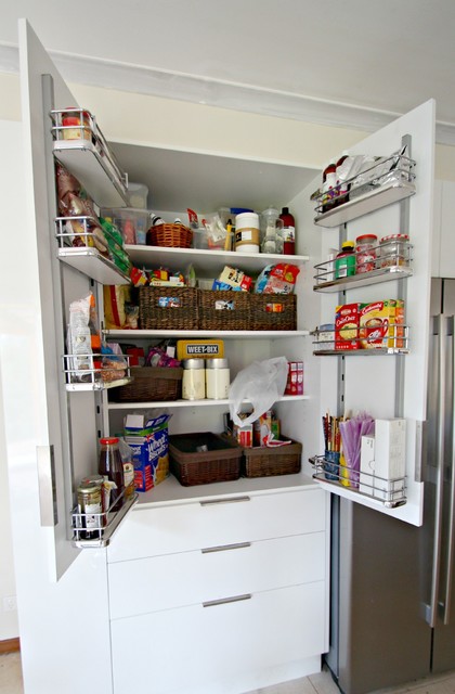 Modern White Kitchen Wire Baskets Pantry Storage Contemporary