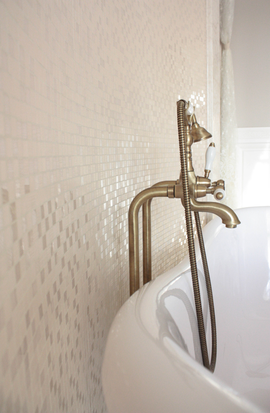 Recreating the Interior of the Chekhov’s Period in a Suburban Residence