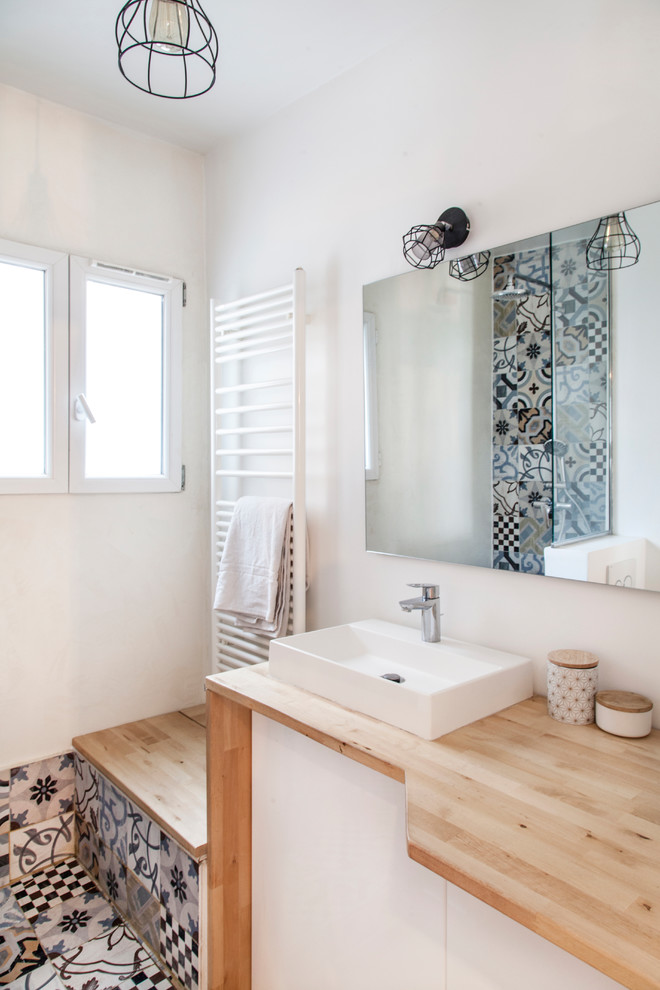 Idées déco pour une salle de bain scandinave.