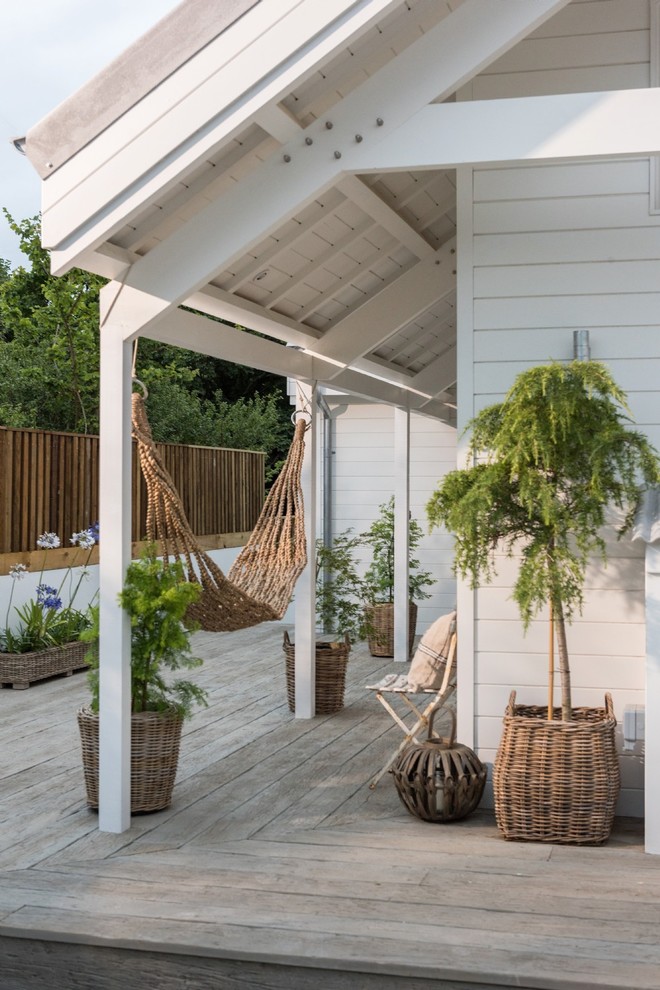 Inspiration for a tropical deck in Cornwall.