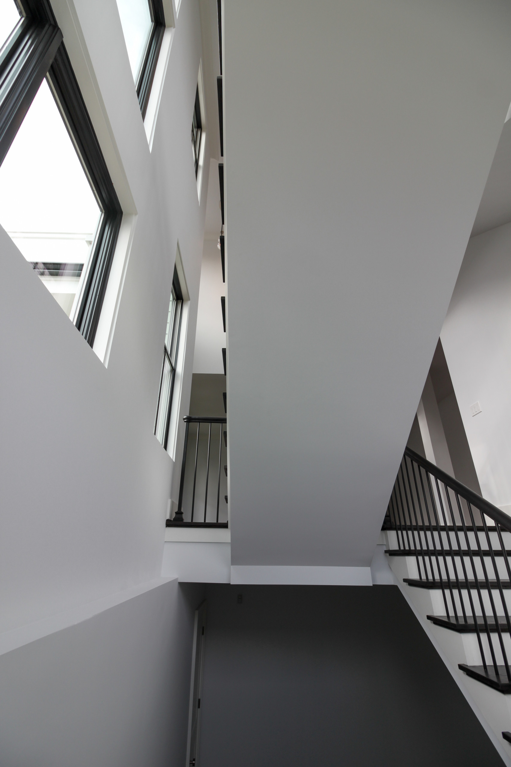90_Classic Staircase with a Contemporary Twist, McLean VA 22101