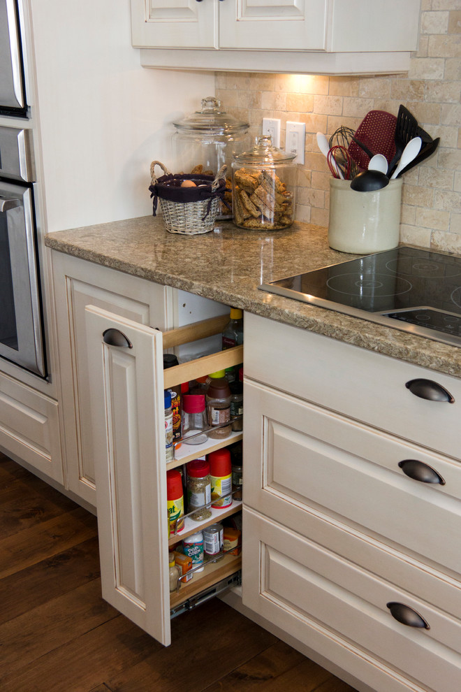 Kitchen - rustic kitchen idea