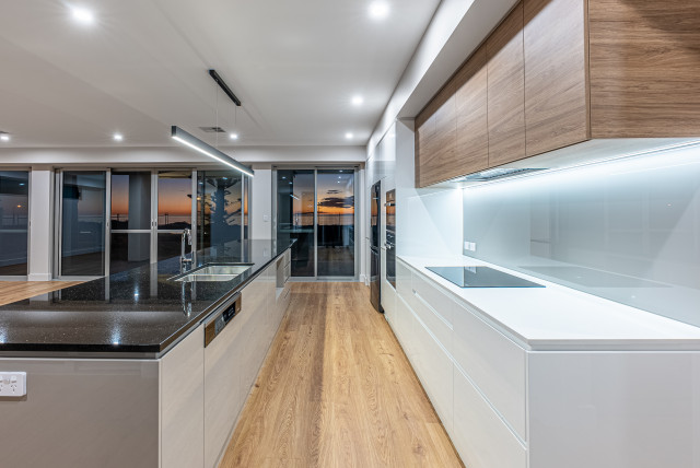 ESPLANADE DREAM HOME kitchen