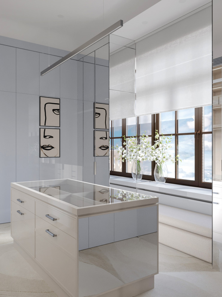 Сьют девушки.