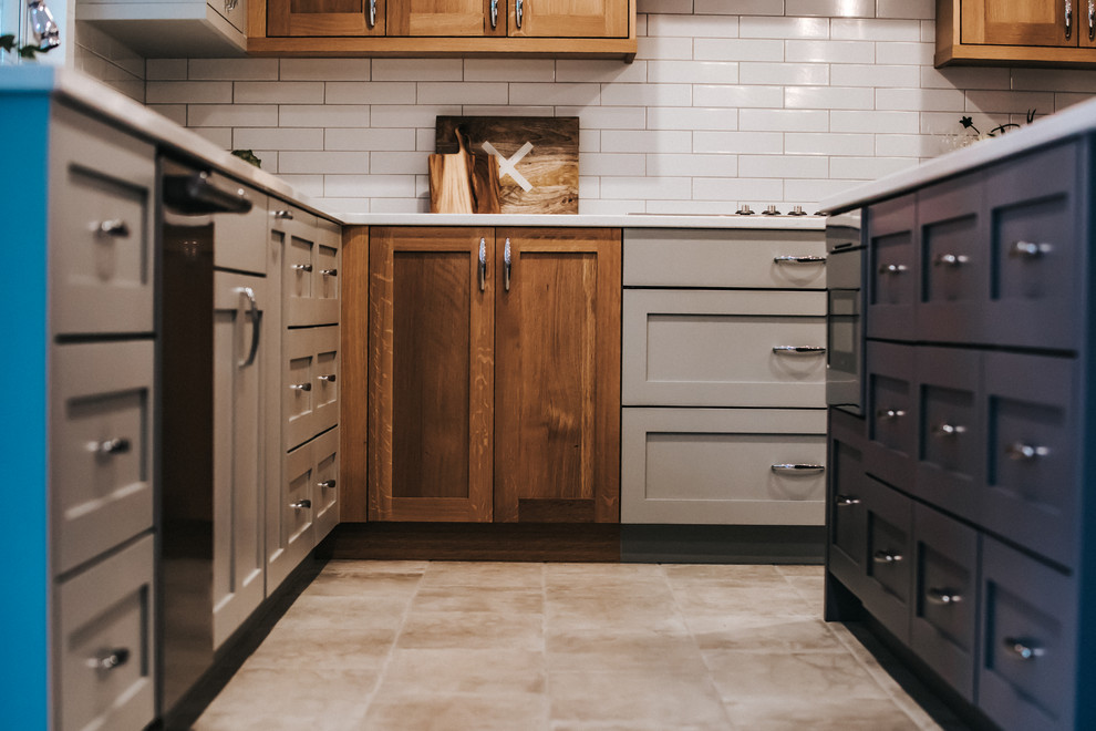 Transitional home design photo in Seattle