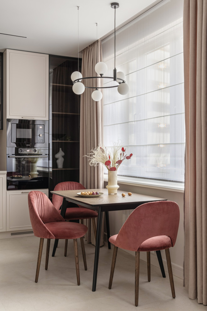 Гостиная обеденная зона