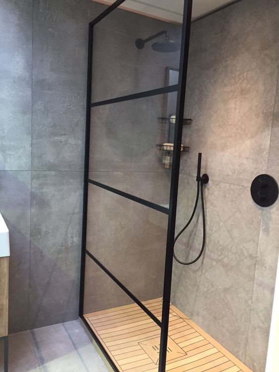 Douche avec verriére