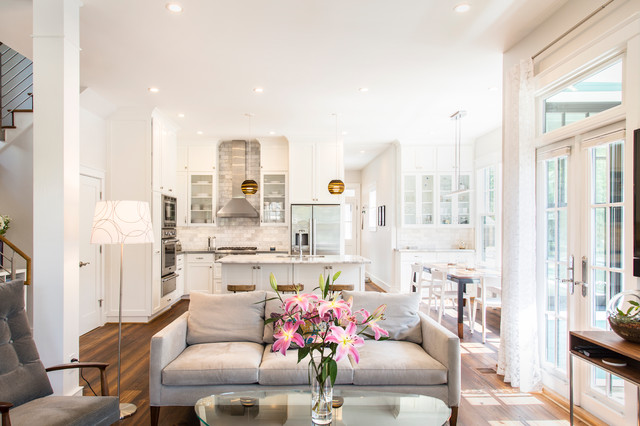 LEED Gold Home Renovation classique-chic-salon