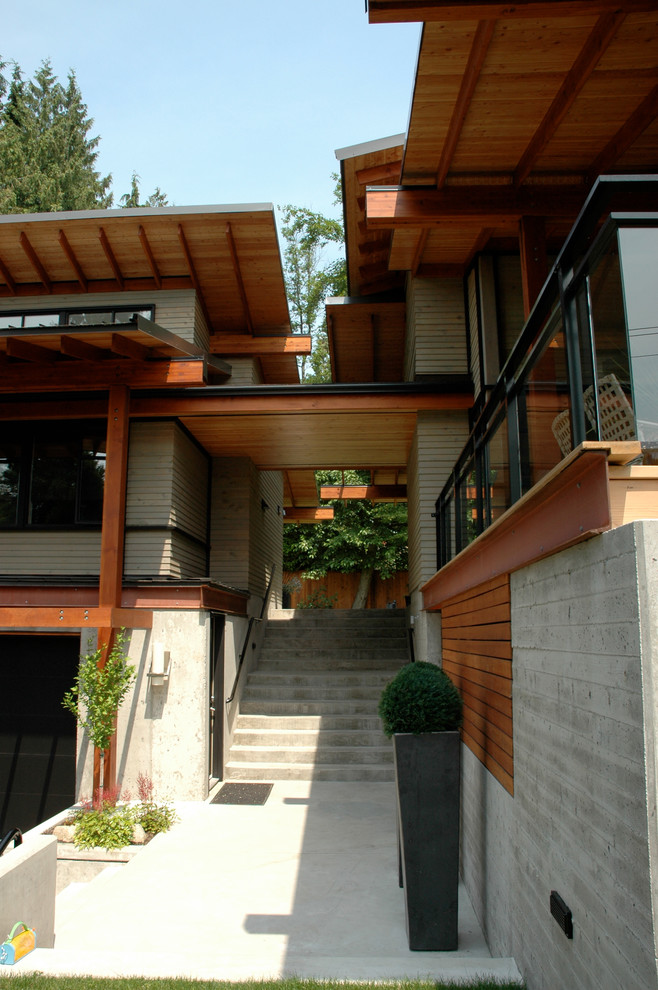 Contemporary exterior in Vancouver.