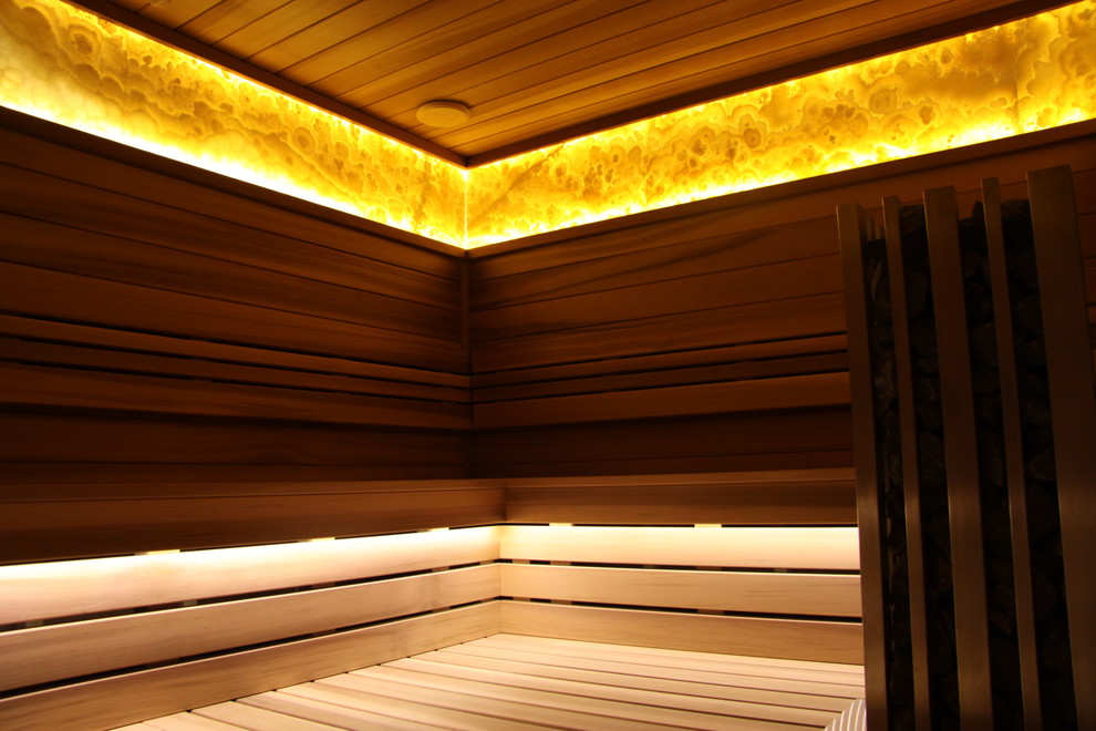 Сауна из кедра панно из оникса