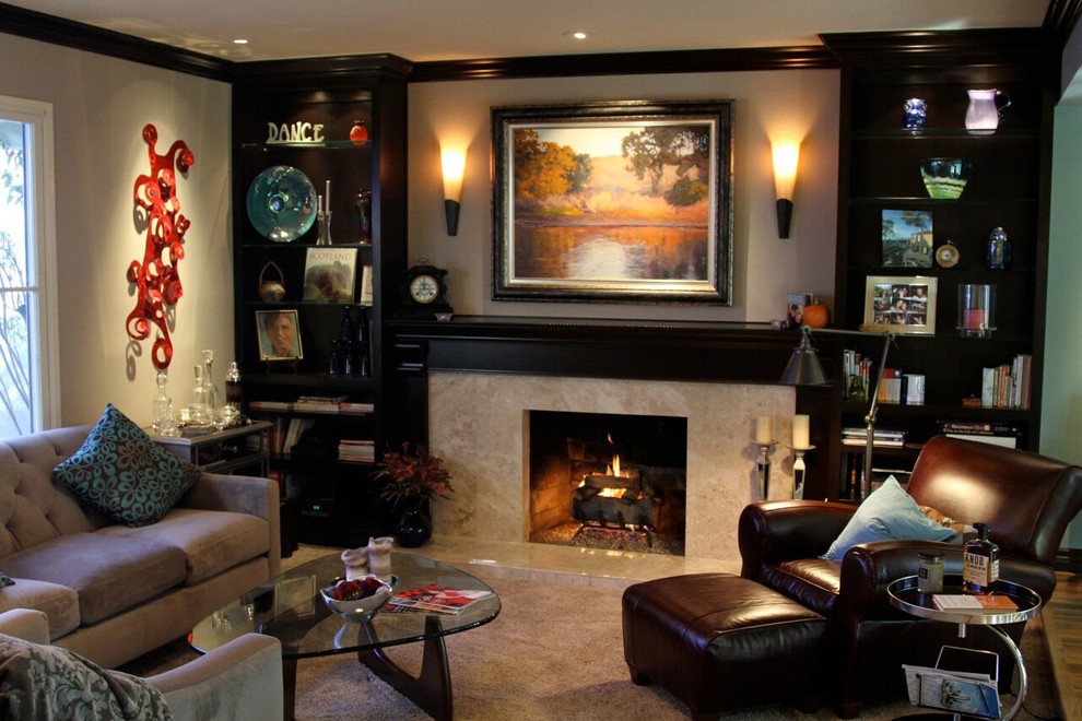 Transitional home design photo in Orange County