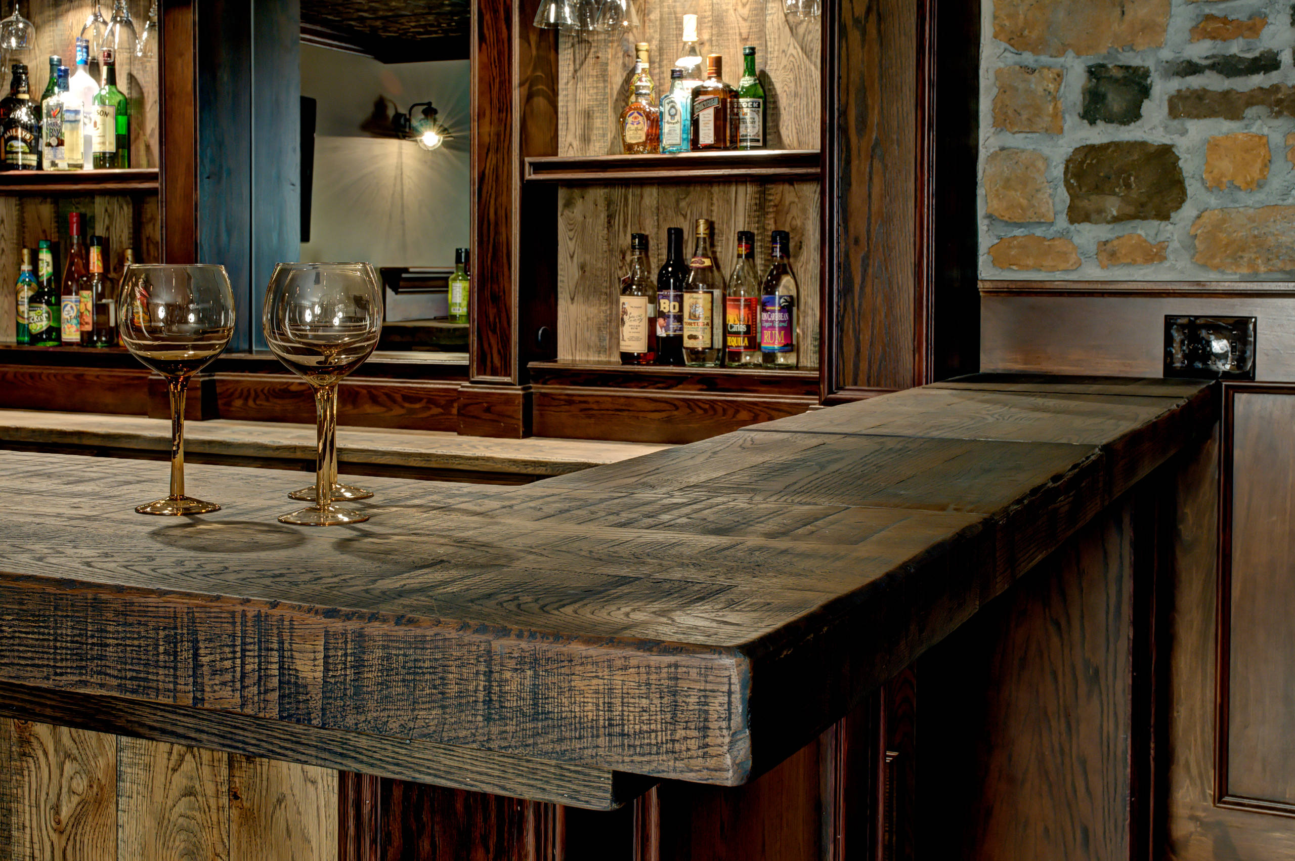 Irish Pub Bar Ideas - Photos \u0026 Ideas | Houzz, image size:2560x1702