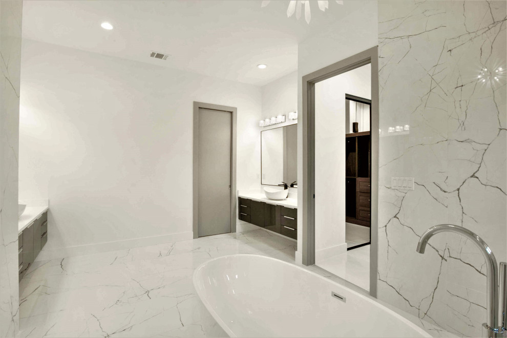 Westlake Modern