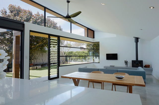 Sharp House modern-vardagsrum
