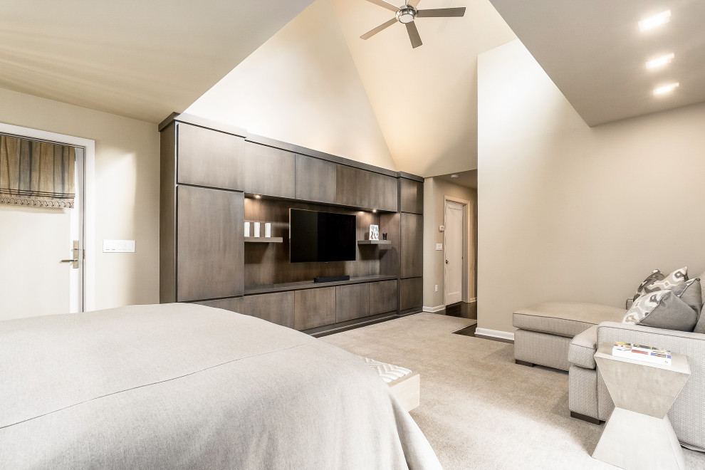 Transitional bedroom photo in Columbus