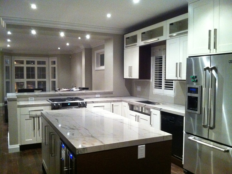 Kitchen - kitchen idea in Toronto