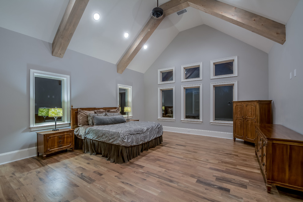 Bedroom - transitional bedroom idea