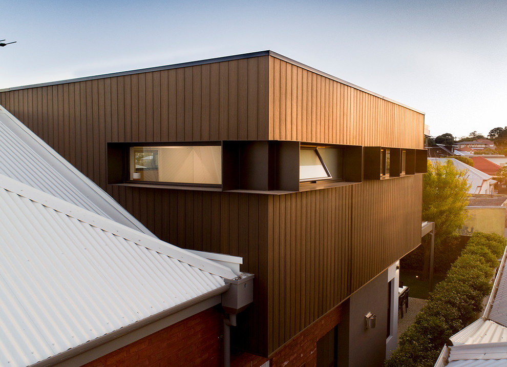 Photo of a contemporary exterior in Perth.